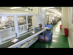 त्वचा की सफाई के लिए पानी आधारित और हाइपोएलर्जेनिक ईडीआई शुद्ध पानी वयस्क गीले पोंछे